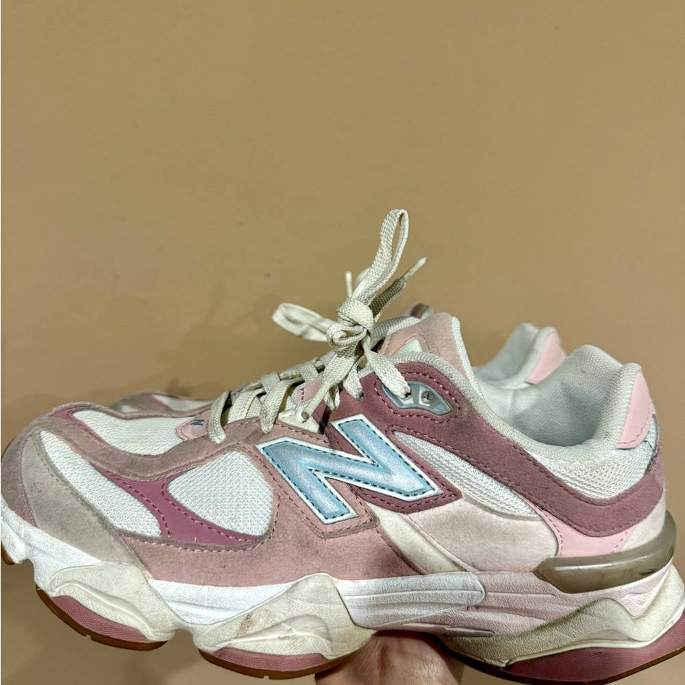 New Balance Women's White Pink Blue Accent Sneakers
